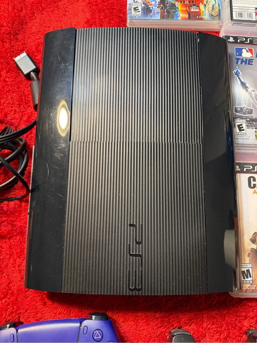 Sony PS3 Slim Console Bundle in Black with Purple Controller